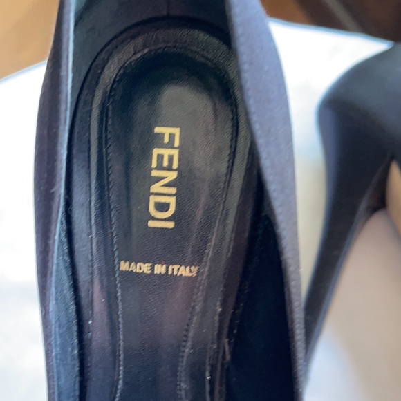Fendi shoes - Picture 2 of 8